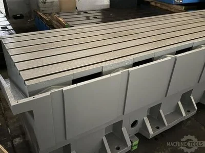 USED 2001 CORREA ANAYAK Box & Drill Tables