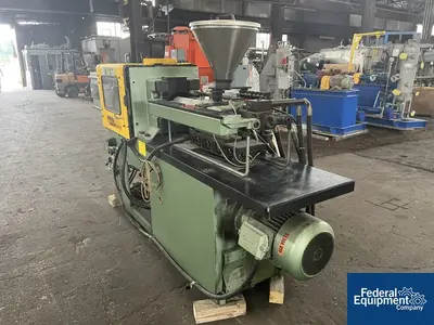USED ARBURG 39 Ton Arburg Injection Molder, Model 220-90-350
