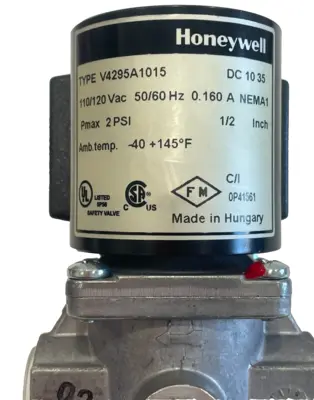 NEW HONEYWELL V4295A1015 SOLENOID VALVE