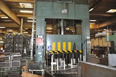USED SMG - LVD - SOENEN COMPL. FACTORY/ FIRE EXTINGUISHERS