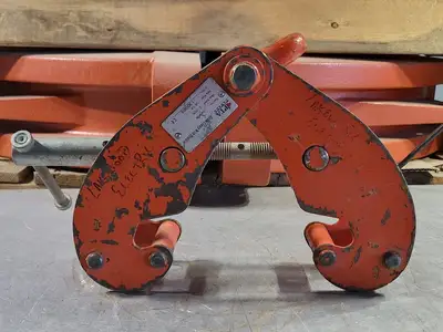 1 Ton Beam Clamp w/ Shackle TM0450