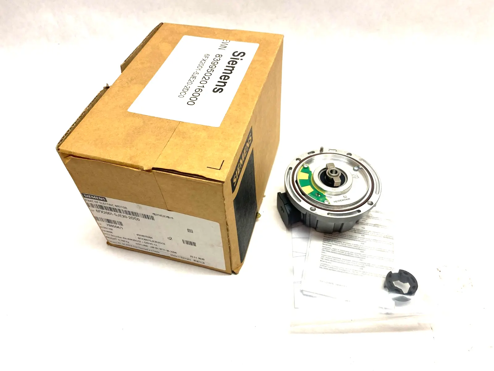 USED SIEMENS ENCODER FOR SYNCHRONOUS MOTOR 1FT/1FK