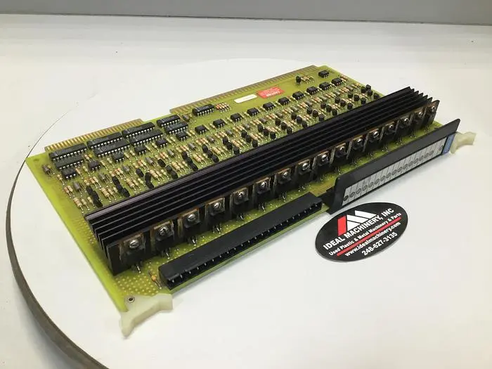 USED CMC / CINCINNATI MILACRON 3-531-4590A