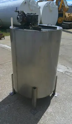 SPC9361  Tank 120 gallon vertical tank, Stainless Steel, pneumatic agitator, flat