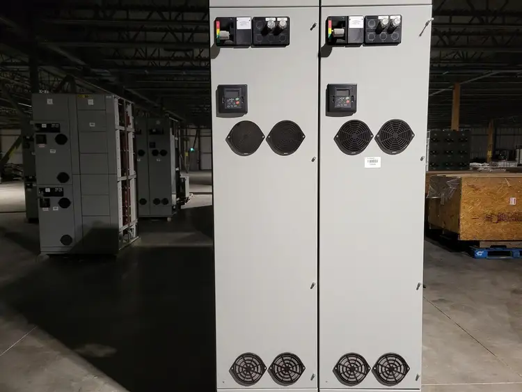 Used EATON SVX060A1-5A4N1 Switchgears British Columbia CA | Lenmark #240265