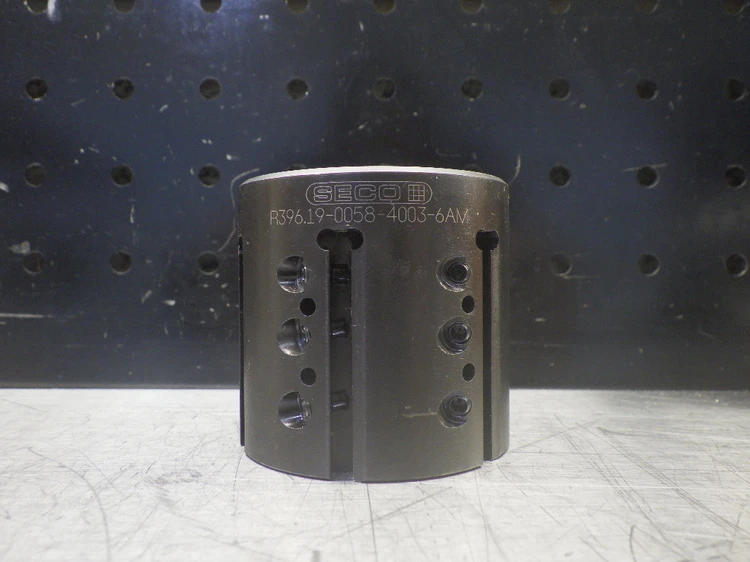 Used SECO _UNKNOWN_ Thread Mill Tools Michigan US | Superior Machine & Tool Inc #925142