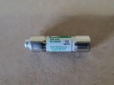 NEW BUSSMANN FNQ-R-3