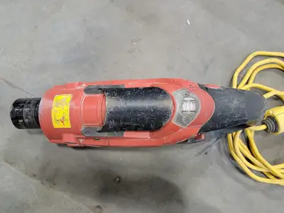 USED HILTI DD 30-W