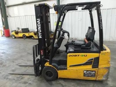 USED 2020 HYUNDAI 20BT-9U