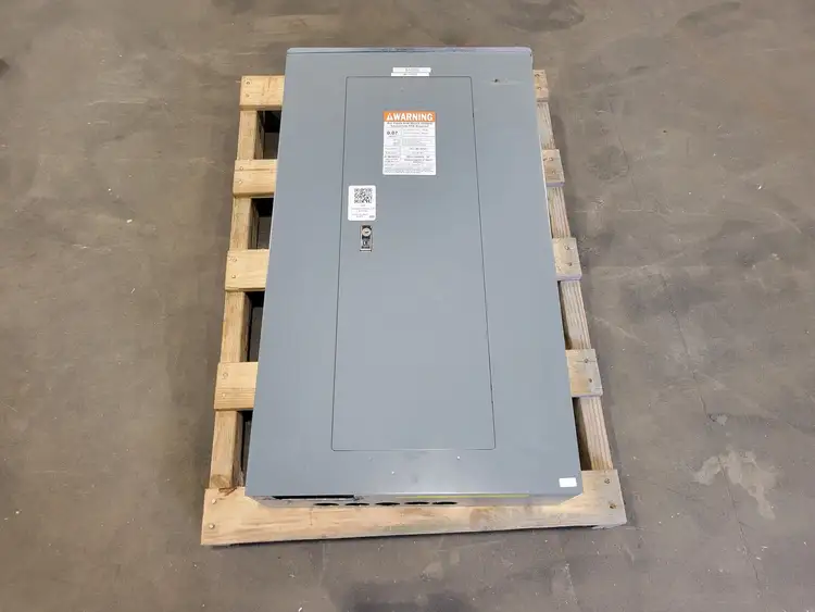 Used SQUARE D NQOD442L225CU Switchgears British Columbia CA | Lenmark #835477