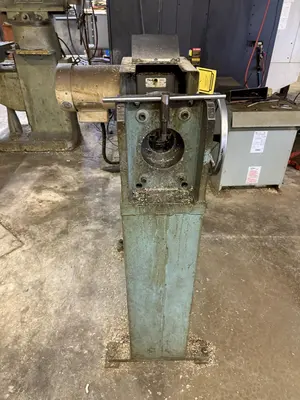 USED JF BERNS 76-JB-3CAPACITY ................. 3"DIGITAL READ OUT ......... YESMOTOR .................... 3 HP
