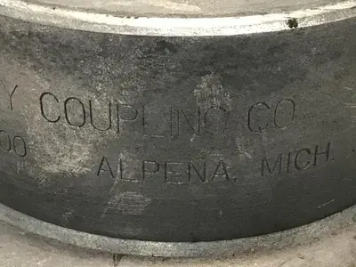 USED MAGNALOY COUPLINGS 700 / COUPLING