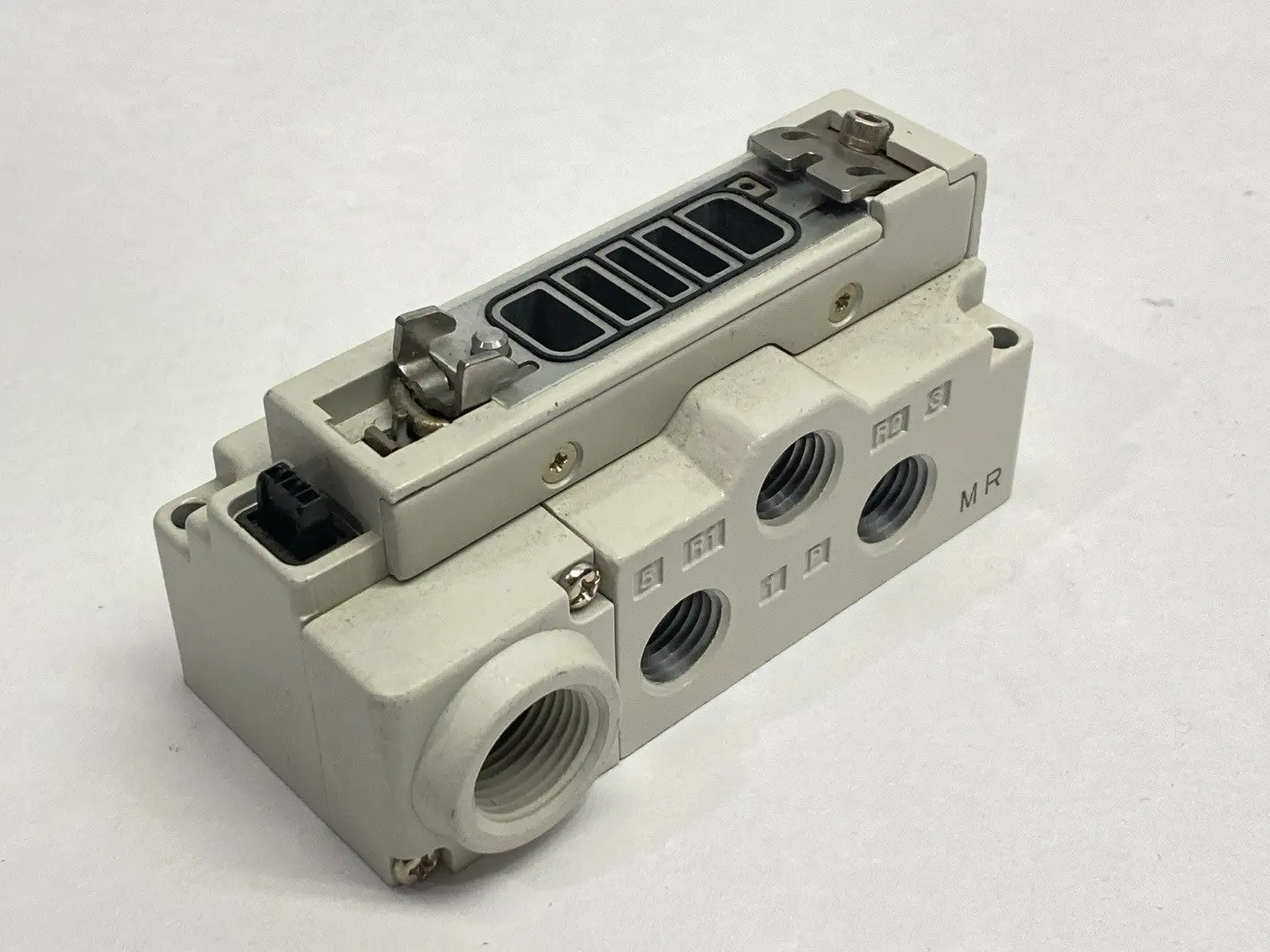 VQ2100-51-02T | SMC  Pneumatic Control Valve Base - Used