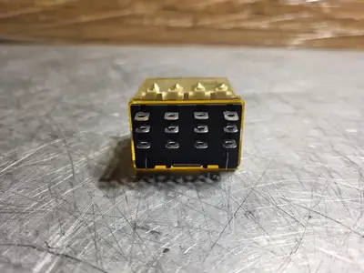 NEW IDEC RH4B-UL