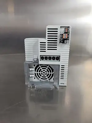 Used Lenze Americas i950 I95AE311F1AV1Z0000 Variable Speed Drives | Palmetto Automation #1149309