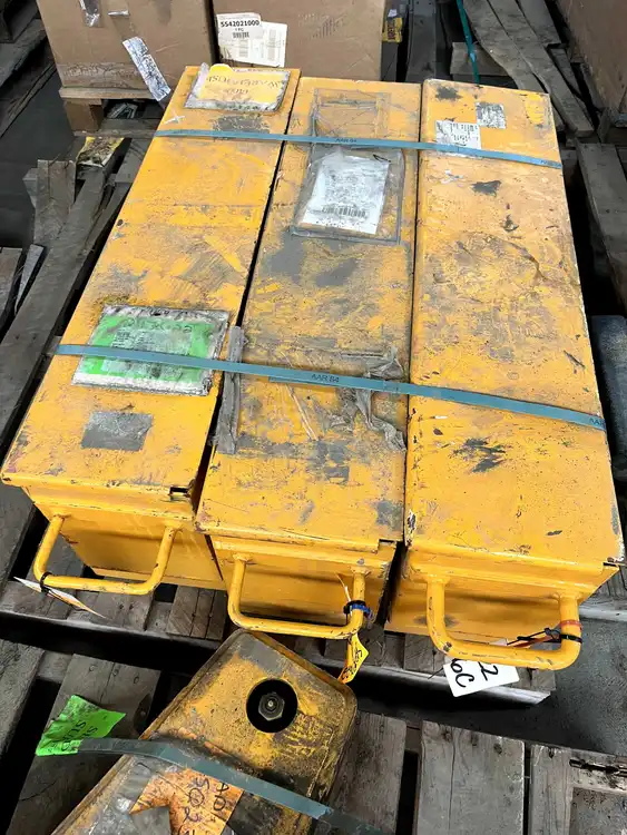 Used MACLEAN ENGINEERING 1100820 Misc Industrial Equipment Ontario CA | Aucto #509103