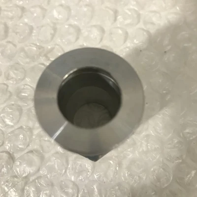NEW Hubbell SHC1033