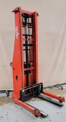 USED 2015 PRESTO LIFTS BT8127-1500