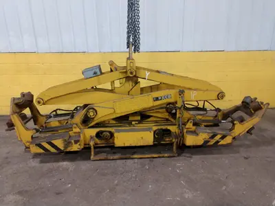 8500 LB 4.25 TON LUDWIG BONNHOFF MODEL 610 DOUBLE RIM VERTICAL COIL LIFTING TONG SCISSOR TYPE COIL LIFT: STOCK #14205