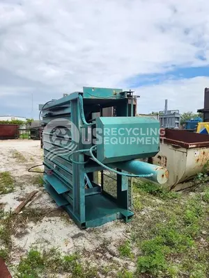 USED 2017 PTR 7230 VERTICAL BALER