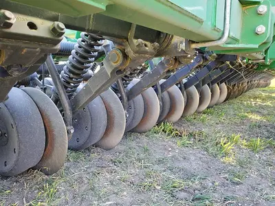 USED 2016 JOHN DEERE 1890 / 1910