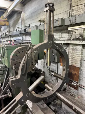 42/137" X 96/264" LEBLOND #4025 HEAVY DUTY SLIDING GAP ENGINE LATHE. STOCK #0888725