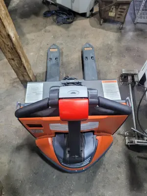 2013 TOYOTA 8HBW23 Forklifts | MD Equipment Services LLC (8)