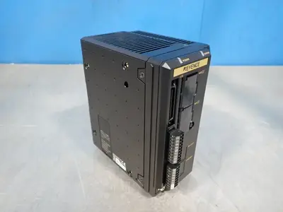 NEW KEYENCE CVX152F