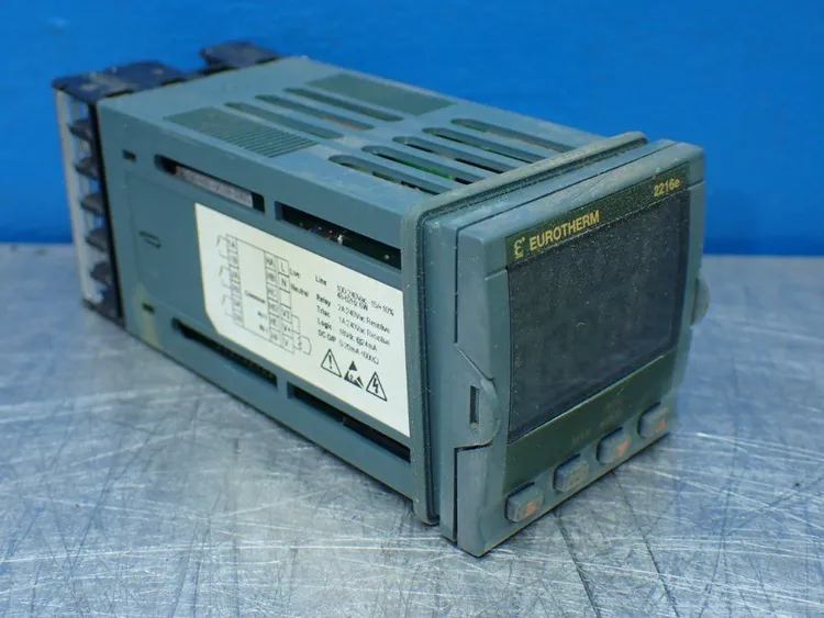 Used EUROTHERM 2216E/AL/VH/R1/R1/RF/2YM/ENG/XXXXX/EU0523 Temperature Controls Ohio US | HGR 24 #802933