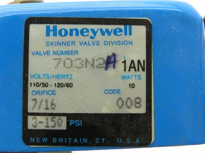 Honeywell Skinner 703N2A1AN Solenoid Valve 2-Way NC 120V 3-150 PSI 1/4" NPT