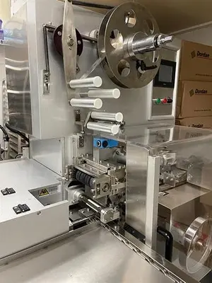 Loynds model FW500 Fold Wrapper for Pre-Formed Candies