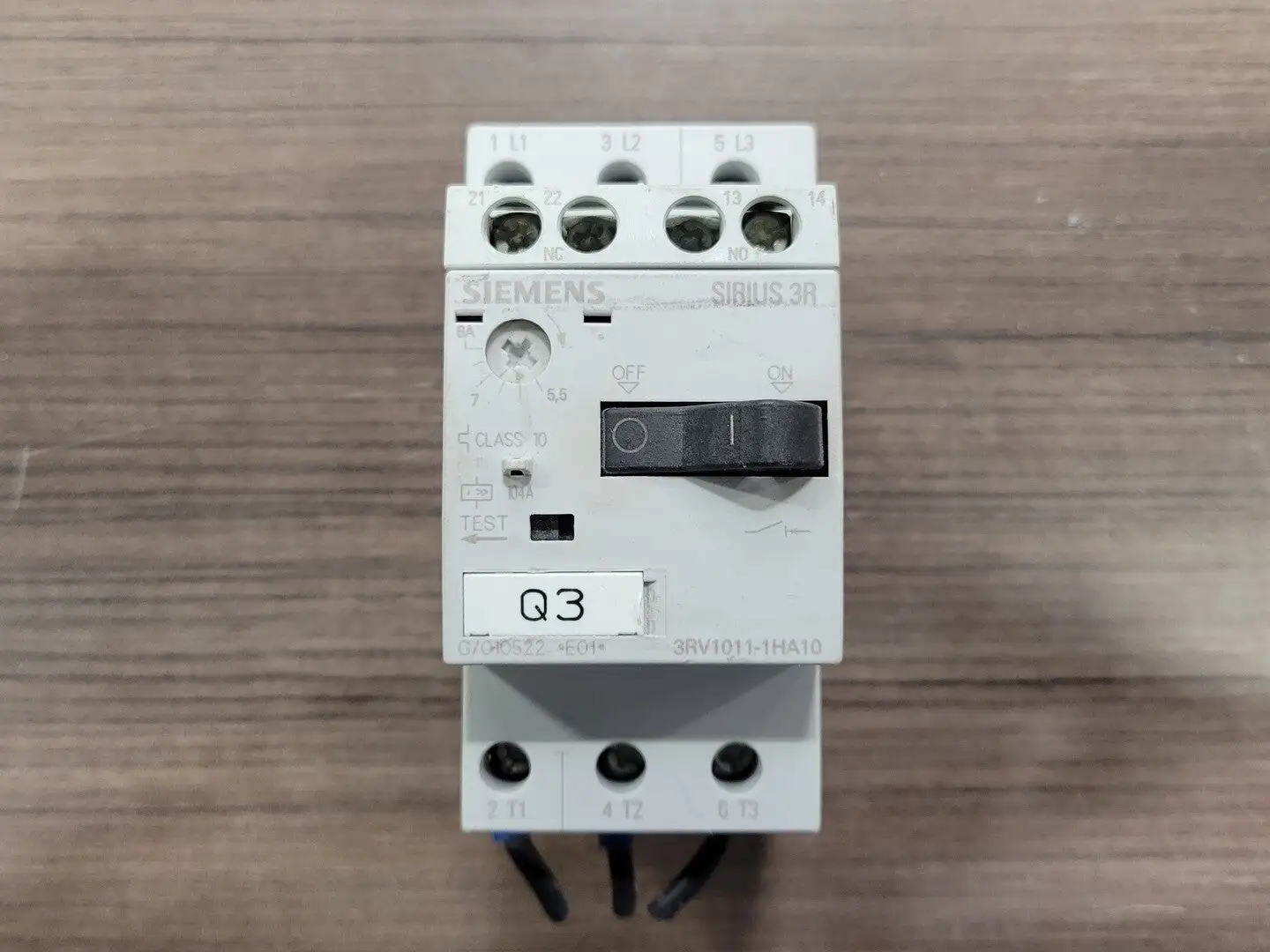 USED SIEMENS 3RV1011-1HA10
