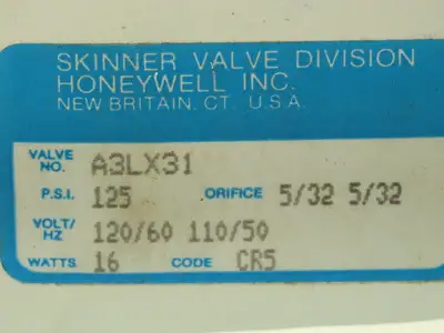 Honeywell Skinner A3LX31 Solenoid Valve 3-Way NC 120V 125 PSI 1/4" NPT -No Coil