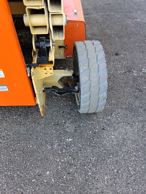 USED 2014 JLG 4069LE