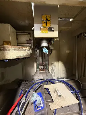 USED HARDINGE BRIDGEPORT VMC 710