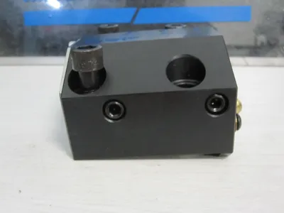 USED HAAS BOT10
