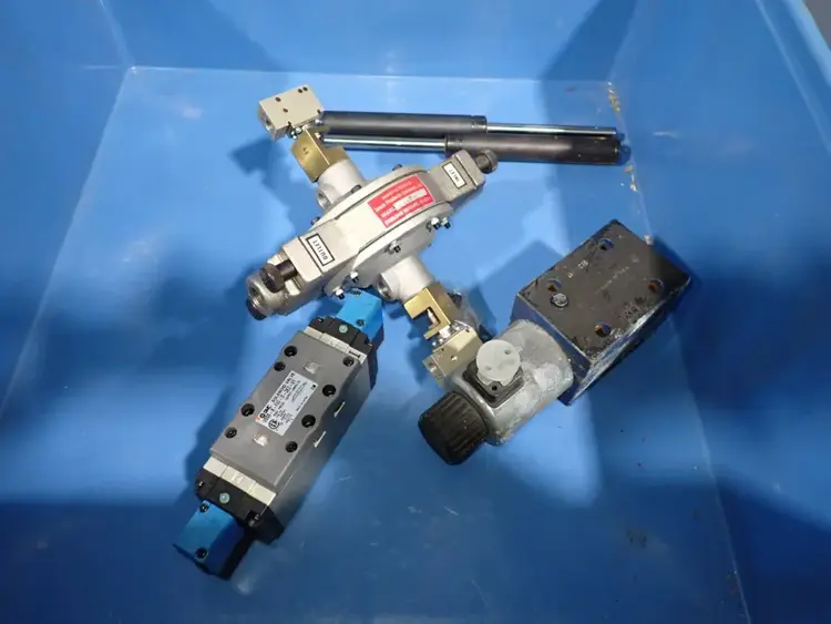 Used SMC/JESCO _UNKNOWN_ Solenoid Valves Ohio US | HGR 24 #779092