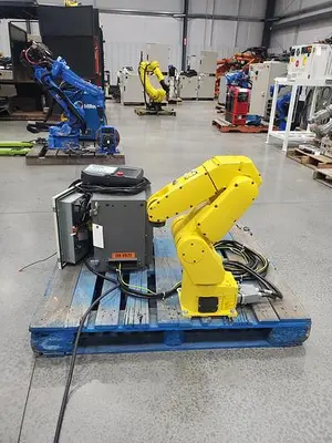 USED 2011 FANUC LR MATE 200IC