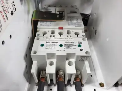 60/15 Amp MCC Circuit Breaker HFD3060/HFD3015 w/ Limiter LFD3070R