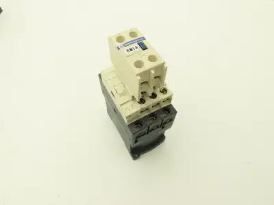 Telemecanique LC1D186 Contactor Motor Starter 32A 690V 15Hp Coil 24VDC Lot of 10
