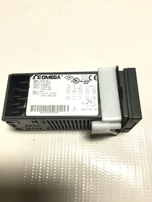 USED OMEGA ENGINEERING CN3271-R1-R2