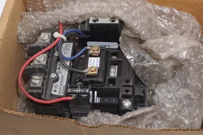 NEW ALLEN BRADLEY 500DC-BOVG930 DC CONTACTOR 500DCBOVG930