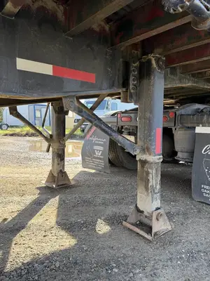 USED 1970 UTILITY 40 FT