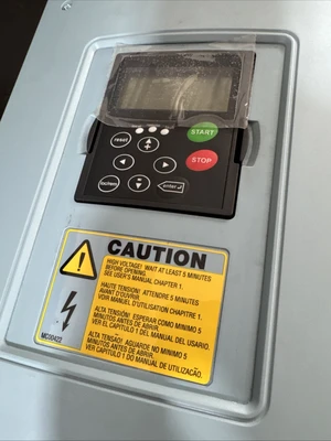 NEW Eaton Eaton Cutler Hammer SVX050A1-4A1N1 SVX9000