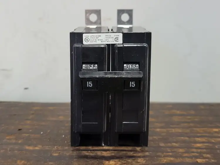 Used CUTLER-HAMMER BA215 Switchgears British Columbia CA | Lenmark #367208