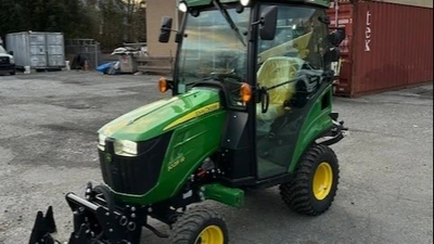 USED 2025 Deere 1025R