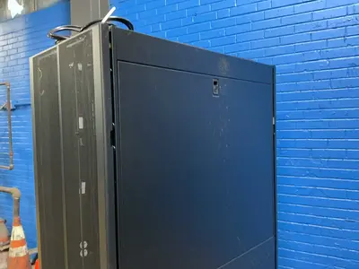 Used APC _UNKNOWN_ Cabinets Ohio US | HGR 24 #1787264
