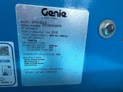 USED 2018 GENIE GTH-5519