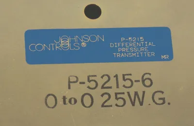 NEW JOHNSON CONTROLS P-5215-6 PRESSURE TRANSMITTER 0-.25 IN. W.G., 0-62PA