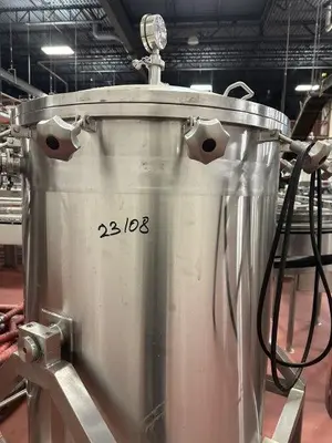 160 Gallon Stainless Steel Pressure Vessel